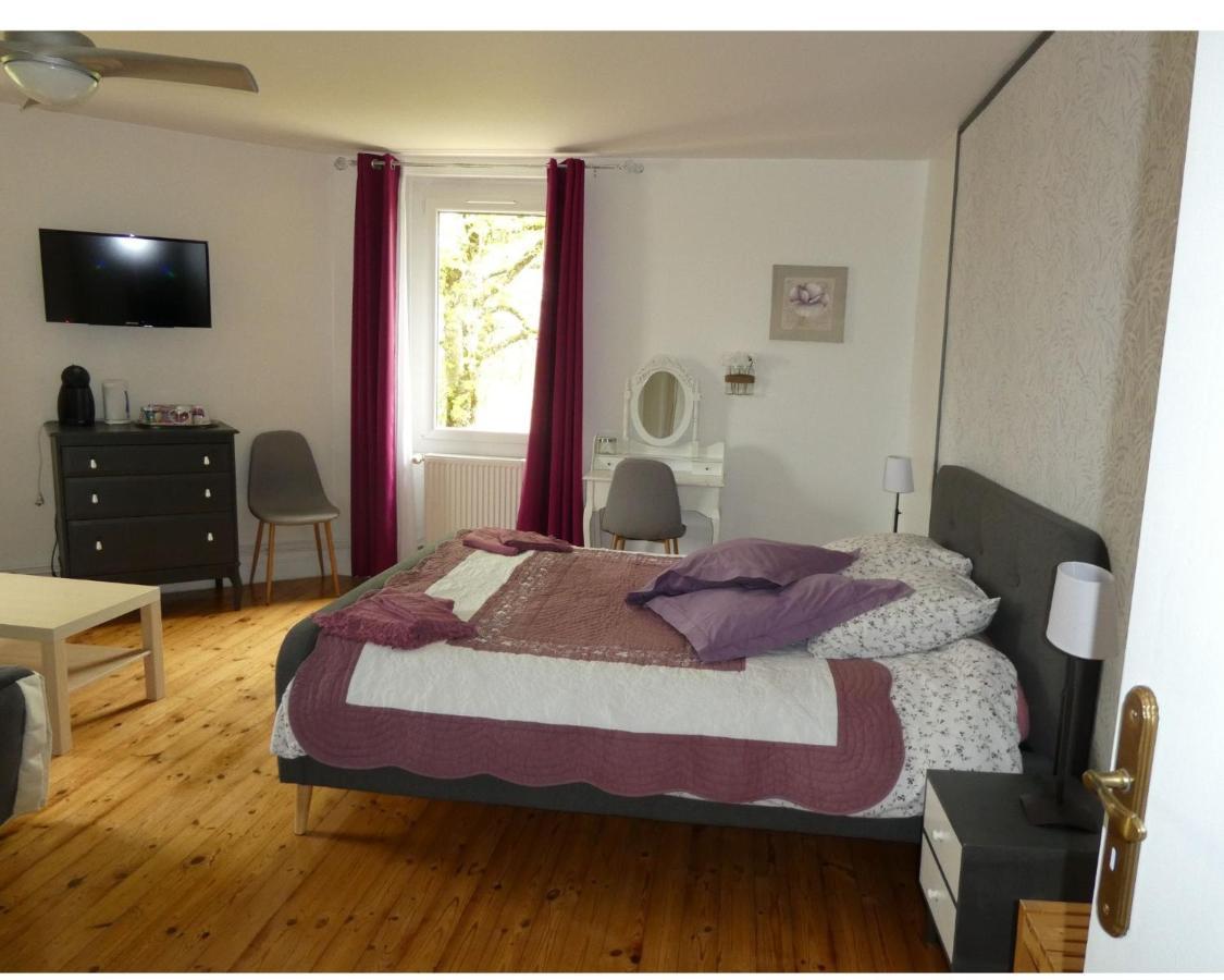 Chambres D'Hotes La Vigneronne Senouillac Екстериор снимка